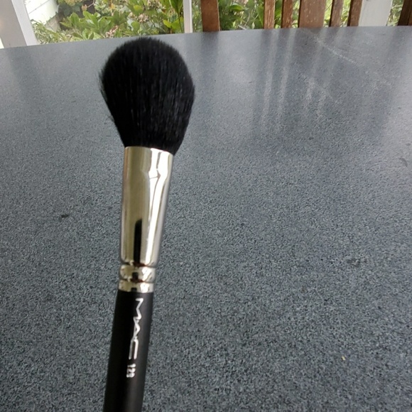 Mac brush - Picture 3 of 3